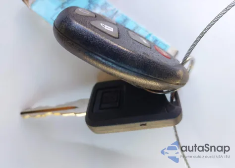 2008 Chevrolet Silverado 1500 Ls/Lt1/Work Truck z USA, uszkodzony, nr VIN 2GCEK19C381221918